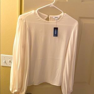 White blouse with beautiful sleeves